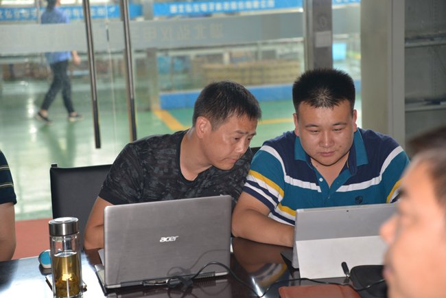 深奧圖 2018 年銷售中心年中總結大會 深奧圖 2018 年銷售中心年中總結大會